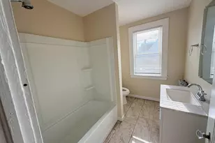 540 Clinton Ave, Bridgeport, CT 06605 - Photo 15