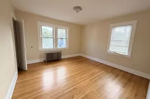 540 Clinton Ave, Bridgeport, CT 06605 - Photo 7