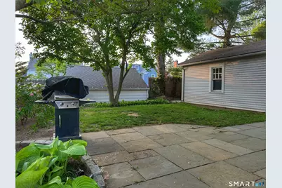 546 West Taft Avenue, Bridgeport, CT 06604 - Photo 9