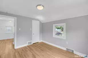 23 Oldroyd St, Milford, CT 06461 - Photo 21