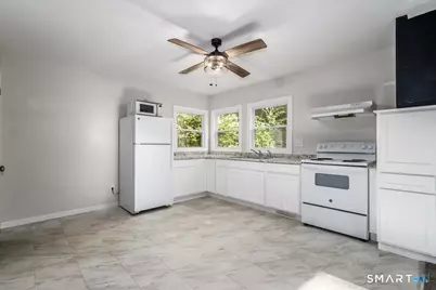16 Ironwood Lane, New Milford, CT 06776 - Photo 3