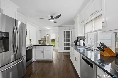 25 Dwight Street, Bristol, CT 06010 - Photo 9