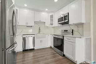 3200 Madison Ave, Bridgeport, CT 06606 - Photo 3