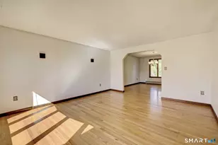107 Patriot Ln, Newington, CT 06111 - Photo 25
