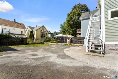 1065 Kossuth Street, Bridgeport, CT 06608 - Photo 3