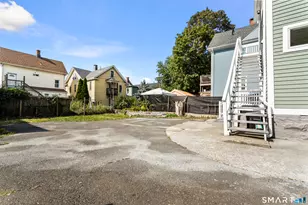 1065 Kossuth St, Bridgeport, CT 06608 - Photo 3