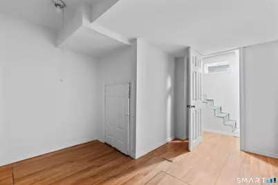 1065 Kossuth Street, Bridgeport, CT 06608 - Photo 17