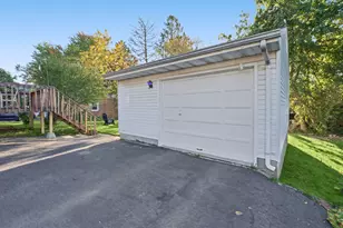 43 Jefferson Ave, Middletown, CT 06457 - Photo 3