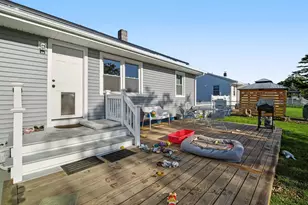 76 Great Circle Rd, West Haven, CT 06516 - Photo 25