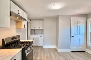 121 Spring St, New Haven, CT 06519 - Photo 3