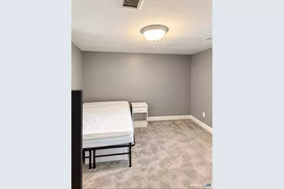400 Broadway, Hamden, CT 06518 - Photo 9