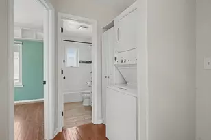 31 Betts Pl, Norwalk, CT 06855 - Photo 7