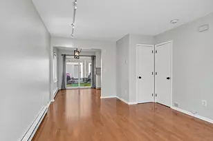 31 Betts Pl, Norwalk, CT 06855 - Photo 5