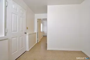 1681 Litchfield Turnpike, Woodbridge, CT 06525 - Photo 7