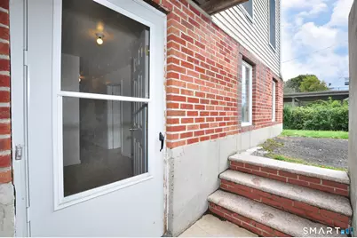 1681 Litchfield Turnpike #1, Woodbridge, CT 06525 - Photo 5