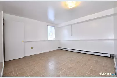 1681 Litchfield Turnpike #1, Woodbridge, CT 06525 - Photo 9