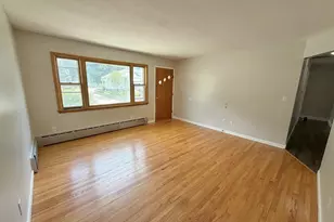 348 Oak St, Waterbury, CT 06705 - Photo 3