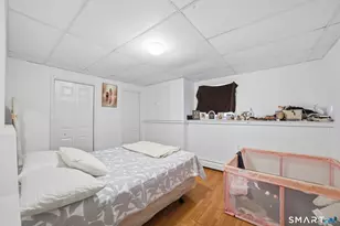 208 Sunrise Terrace, Bridgeport, CT 06606 - Photo 11