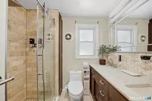 208 Sunrise Terrace, Bridgeport, CT 06606 - Photo 7