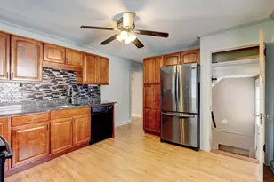 44 Brook St, Newington, CT 06111 - Photo 11