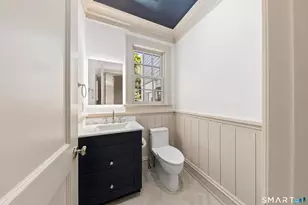 8 Bouton Ln, Darien, CT 06820 - Photo 13