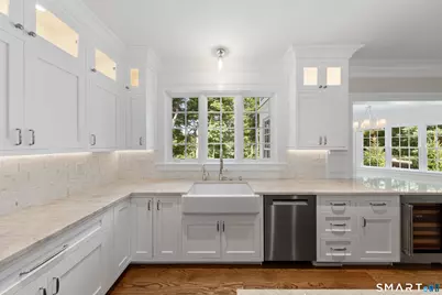 8 Bouton Lane, Darien, CT 06820 - Photo 9