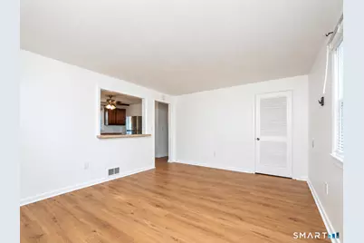 38 Mettler Street #B, Woodbridge, CT 06525 - Photo 5