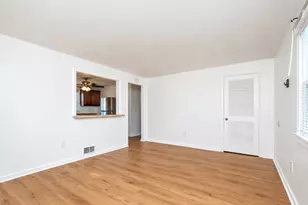 38 Mettler St, Woodbridge, CT 06525 - Photo 5