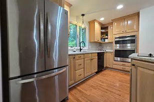 200 Forest Ridge Rd, Waterbury, CT 06708 - Photo 5