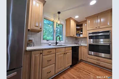 200 Forest Ridge Road, Waterbury, CT 06708 - Photo 7