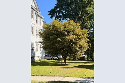 85 Derby Street, New Britain, CT 06053 - Photo 13
