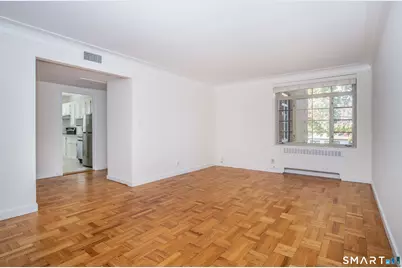 20 Outlook Avenue #308, West Hartford, CT 06119 - Photo 5