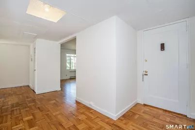 20 Outlook Avenue #308, West Hartford, CT 06119 - Photo 3