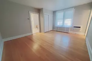 181 Strawberry Hill Ave, Stamford, CT 06902 - Photo 9