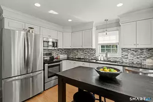 35 Beardsley Pkwy, Trumbull, CT 06611 - Photo 11