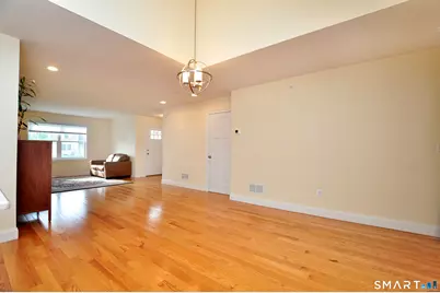 707 Old Village Circle, Windsor, CT 06095 - Photo 13