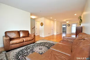 707 Old Village Cir, Windsor, CT 06095 - Photo 5