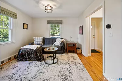2084 Chapel Street, New Haven, CT 06515 - Photo 11