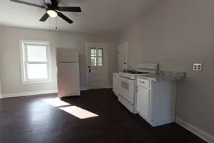 112 Lafayette St, Torrington, CT 06790 - Photo 3