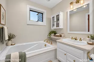 48 Sound Breeze Ave, Groton, CT 06340 - Photo 15