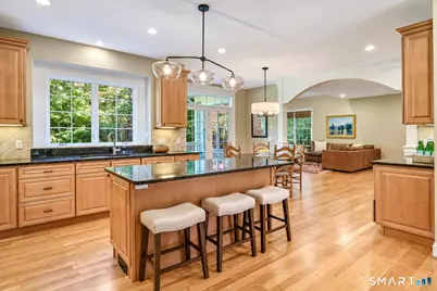 15 Saint Michaels Court, Avon, CT 06001 - Photo 3