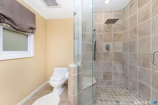 30 Green Woods Ln, Farmington, CT 06085 - Photo 15