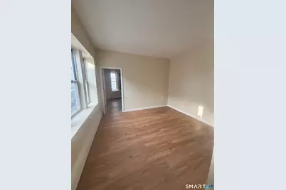 1804 Barnum Avenue #5, Bridgeport, CT 06610 - Photo 3