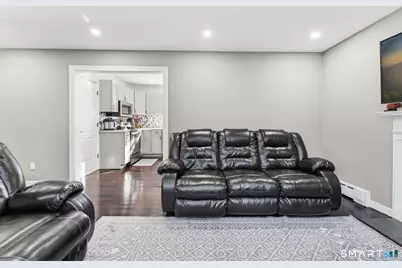 285 Dexter Drive, Bridgeport, CT 06606 - Photo 11