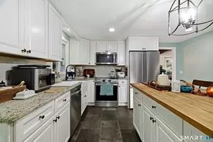 120 Maxine Rd, Bristol, CT 06010 - Photo 9
