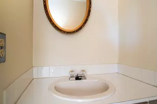 6 Meeting House Rd, Stratford, CT 06614 - Photo 17