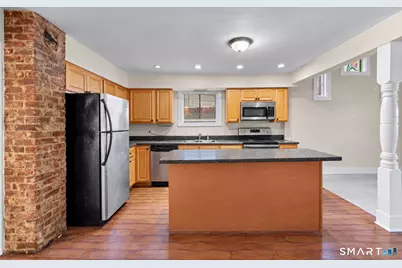 21 Pond Street, Naugatuck, CT 06770 - Photo 9