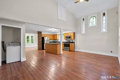 21 Pond Street, Naugatuck, CT 06770 - Photo 15
