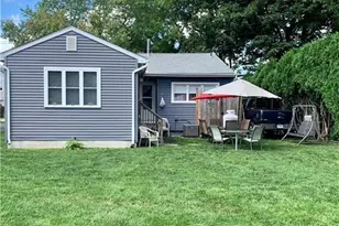 54 Hartford Ave, Old Saybrook, CT 06475 - Photo 13