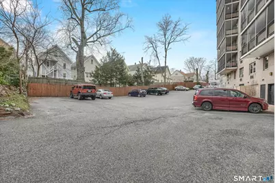 80 Cartright Street #4F, Bridgeport, CT 06604 - Photo 31